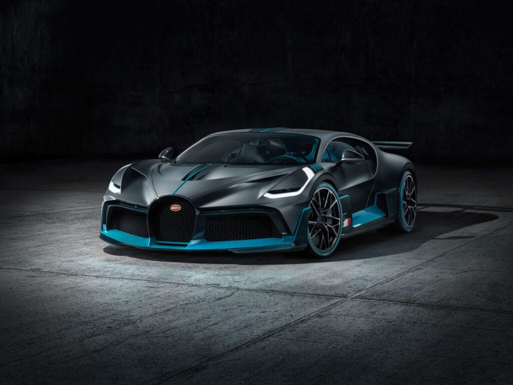 Estreno oficial Bugatti Divo