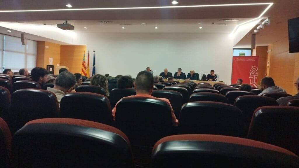 Después de tres meses de huelga, los Técnicos en Emergencias Sanitarias (TÉS) de la Comunidad Valenciana han alcanzado un preacuerdo con la patronal y la conselleria valenciana